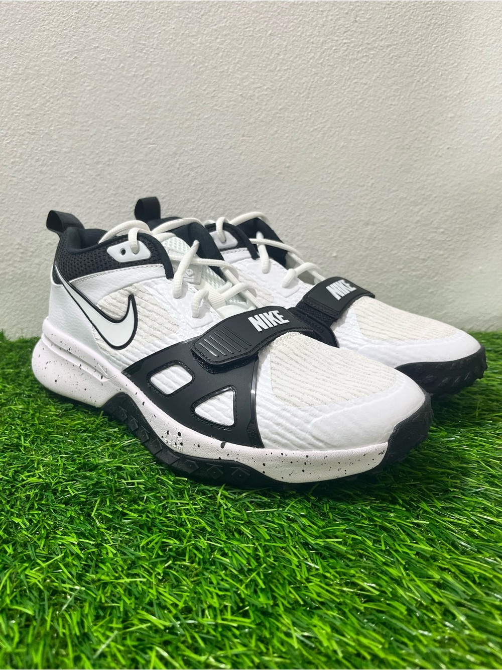 Nike Air Zoom Diamond Elite Turf Mens Baseball White/Black DZ0503 104 Size 9.5